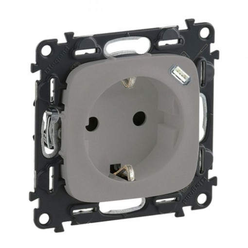 Розетка комбінована 2К + З 16А 250V~ + USB Type C 1.5А 5V Legrand Valena Allure 753007 колір алюміній