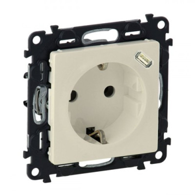 Розетка комбинированная 2К+З 16А 250V~ + USB Type C 1.5А 5V Legrand Valena Life 753235 цвет слоновая кость