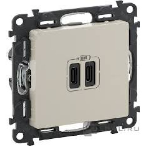 Розетка з двома USB-роз`ємами тип C + тип C 240V/5V 3000мА Legrand Valena Life 753207, колір слонова кістка