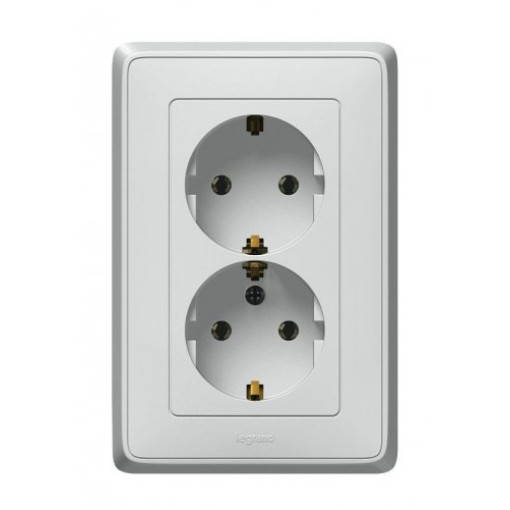 Розетка З/К 2-а Legrand Cariva 773627 колір білий