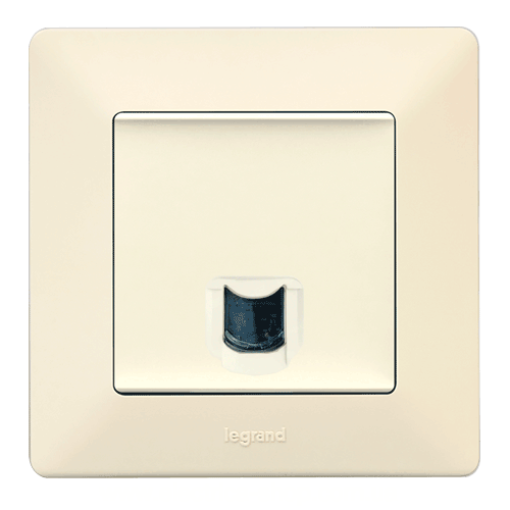 Valena LIFE Розетка комп`ютерна RJ45 UTP 5cat. слонова кість