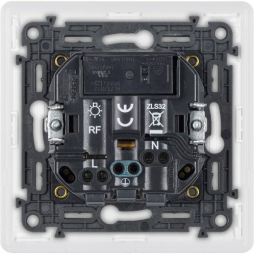 Розумна розетка з з/к 16А/230V Valena Life with Netatmo 752194, білий