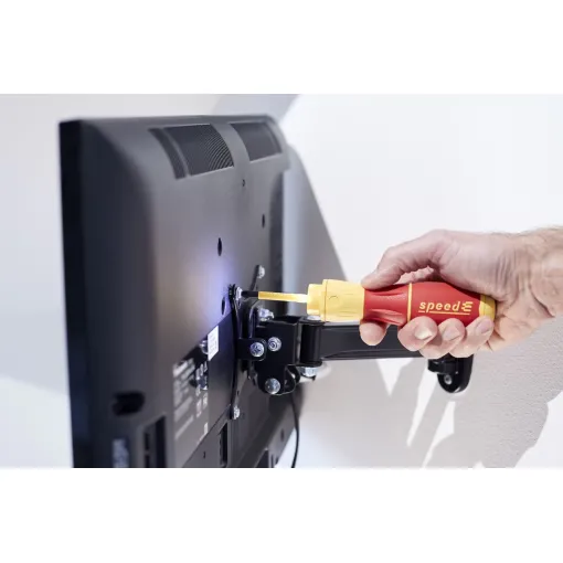 Електрична викрутка speedE II 7 предметів, з битами slimBit, батарейками і зарядним пристроєм з гніздом USB, в ящику L-Boxx Mini